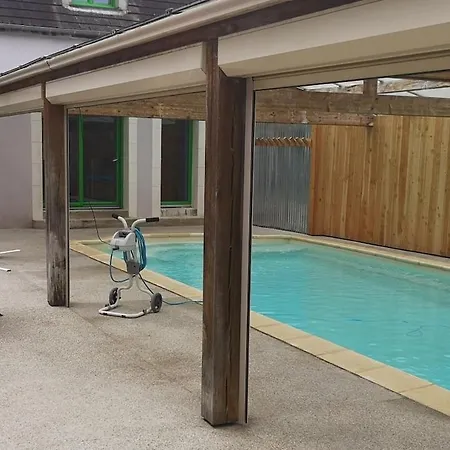 Maison Spacieuse Avec Piscine Chauffee *