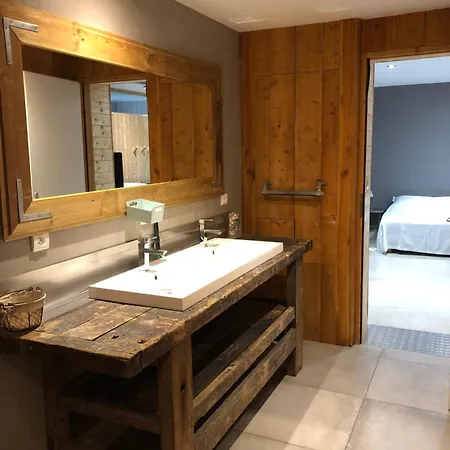 Maison Spacieuse Avec Piscine Chauffee Villa Souille