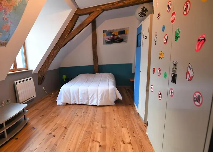 빌라 Maison Spacieuse Avec Piscine Chauffee *